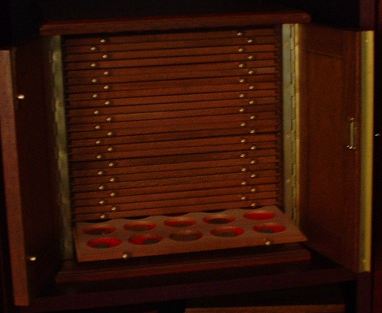 cabinet.jpg